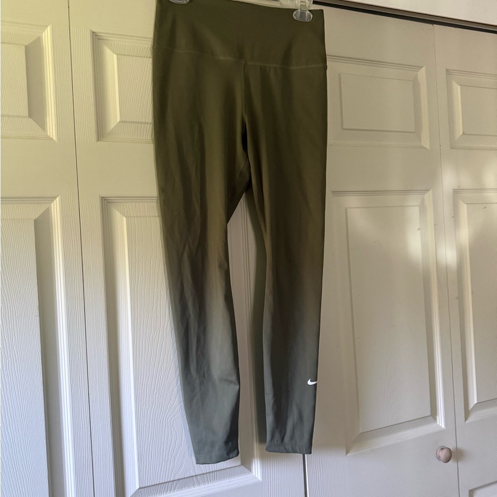 Nike Olive Green High-Waist Leggings with Mini Swoosh